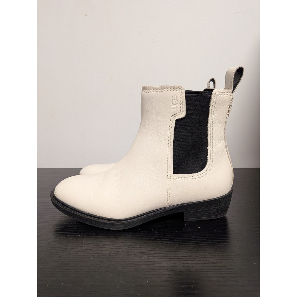 UGG Bonham II white and black Leather Chelsea Ankle Boots Womens - Picture 3 of 16